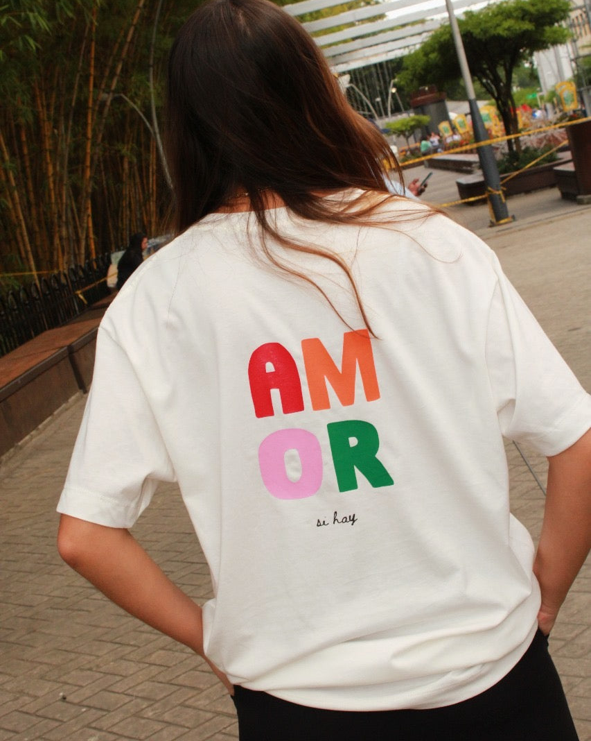 T-shirt Oversized - Amor si hay